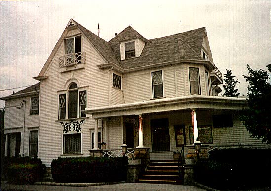 Queen Anne-style historic home, Crown Point, Indiana