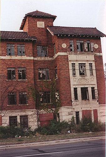 Gary, Indiana - Mahencha Apartment